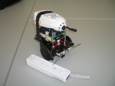 2008-04-12-UAM-skybot-camara.jpg